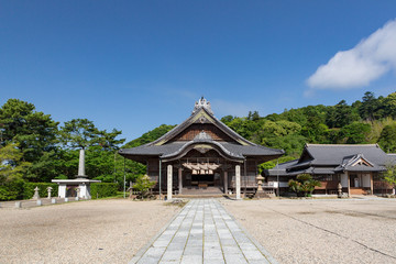 出雲大社教祖霊社 -縁結びの神様として名高く、神話のふるさと出雲の象徴-
