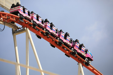 Achterbahn auf Kirmes/Jahrmarkt