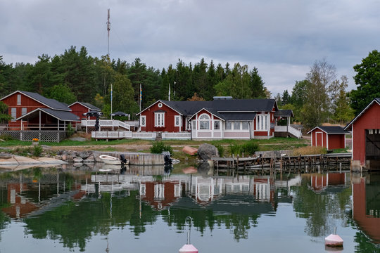 Finland, Aland Islands, Lappo, Lappo Island is located on the archipelago of the Aland Islands in the very south of Finland. Old wooden house in the center of the island with a view of the bay