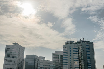 Fototapeta na wymiar 夕暮れ時の東京都新宿区西新宿の高層ビル群