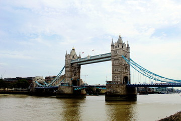 tower bridge in london
