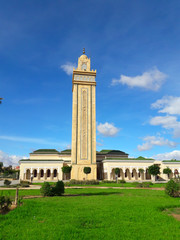 Fototapeta premium Mohammed Six mosque and its minaret in the city of Oujda in Morocco 