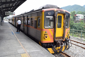 Fototapeta premium Diesel multiple unit of Pingxi Line at Shifen, Taiwan