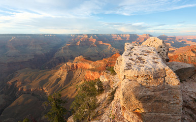 Fototapeta na wymiar Sunrise at Hopi Point, Grand Canyon , Arizona, USA