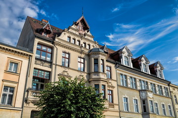 neuruppin, deutschland - sanierte alte häuser