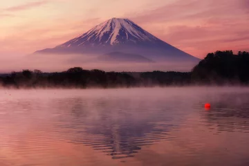 Cercles muraux Mont Fuji Fuji at shoji lake with twilight sky