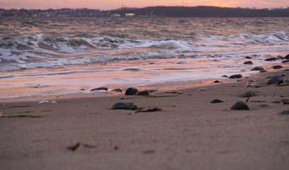 Morgenrot am Strand