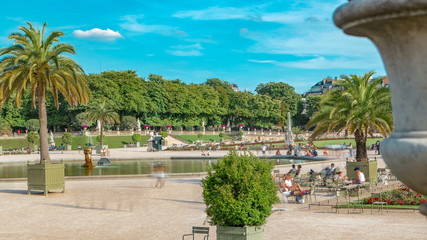 Obraz premium The beautiful view of the Luxembourg Gardens timelapse in Paris, France