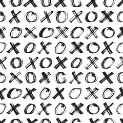 Tic Tac toe game seamless pattern. Vector abstract pattern with cross marks and circles. Hand painted background. Black elements on white background