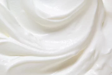 Fotobehang Zure room, Griekse yoghurttextuur. De witte close-up van de zuivelproductwerveling. Romige gezonde natuurvoeding macrofotografie. Bovenaanzicht © Kat Ka