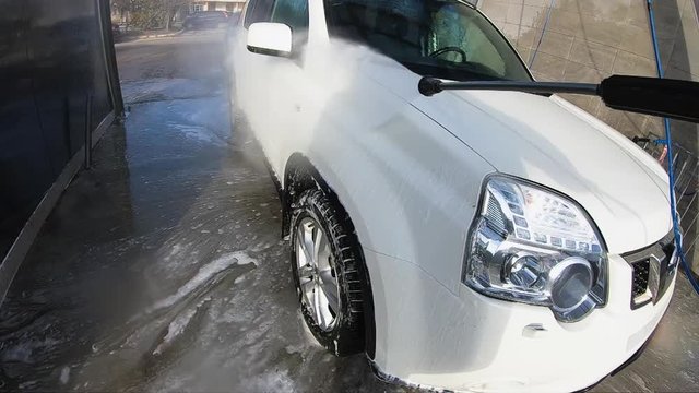 self car wash with high pressure water