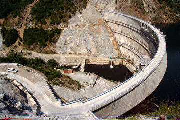 wasserkraftwerk in rumänien