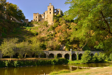 Fototapeta na wymiar Château de Saint-Martin-Laguépie (81170), département du Tarn en région Occitanie, France