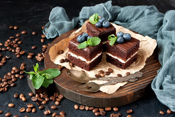 Chocolate mini cakes with berries