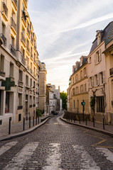 Fototapeta na wymiar Beautiful streets around Montmartre in Paris France