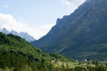 Paysage de montagne à Theth, Albanie