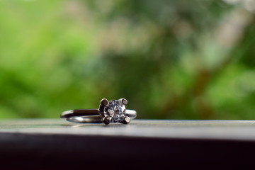  diamond, jewelry, crystal, diamonds, stone, gem, blue, brilliant, jewel, luxury, white, isolated, gemstone, precious, glass, water, black, carat, shiny, ring, shine, transparent,