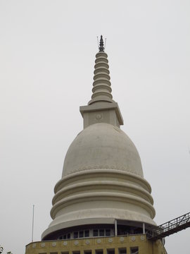 Sambodhi Chaithya in Colombo, Sri Lanka