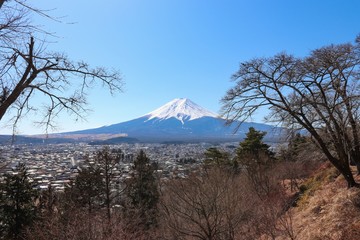 冬の富士山（山梨県富士吉田市）
