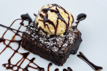 Brownie with Vanilla Ice Cream and Chocloate Sauce