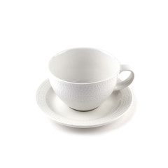 ceramic coffe cup tea cup isolated 