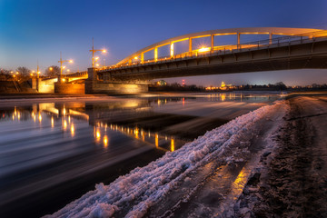 Wieczór nad rzeką Wartą w okolicach Mostu Św. Wojciecha - obrazy, fototapety, plakaty