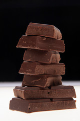 tabletes de chocale empilhados