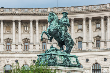 Fototapeta na wymiar Prinz Eugen Statue in Vienna