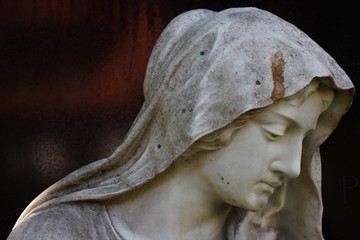 Maria Mutter Gottes, Friedhof - Grabstein 