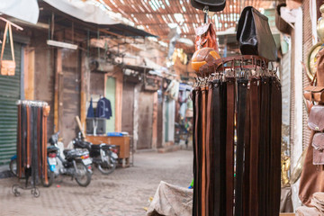 Souk mit Lederwaren in Marrakesch, Marokko