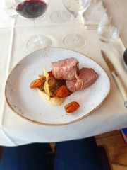 rib eye on a plate 