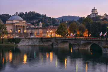 Obraz premium Panoramic night view of the city of Turin with the river Po, Italy