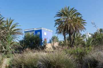 Blaues Haus in der Oase Ain Lahjar, Essaouira, Marokko
