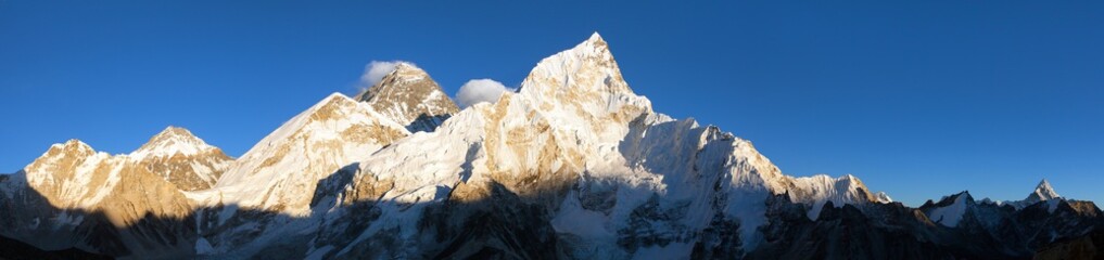 mount Everest evening sunset panoramic view