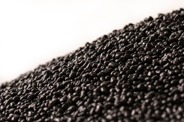 Granelli di plastica riciclata neri
