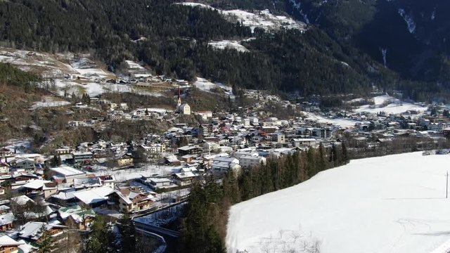 &Ouml;tz bei Tag, Oetz bei Day / Oetztal bei Drohne, &Ouml;tztal by drone. (Oesterreich, &Ouml;sterreich)