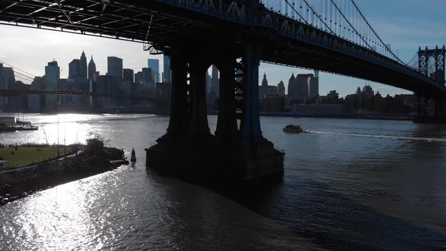 Aerial view of New York city from Manhattan Bridge and Brooklin Bridge, over East River, Unites States of America