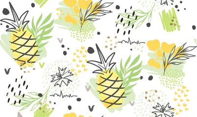 Behang Seamless exotic pattern with tropical plants and gold elements. Vector © Tolchik