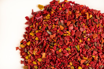 Granelli di plastica riciclata rossa