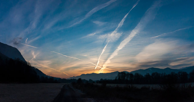 Geoengineering Chemtrails Sonnenaufgang