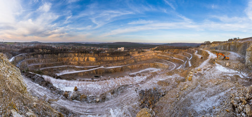 kopalnia kamienia, polska, małopolskie © Tomasz