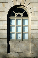 Arch window in an Oporto University