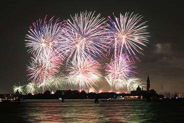 Feuerwerk über Venedig