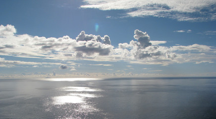 Obraz premium Clouds sea and sunshine