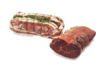 arrosto con rosmarino e pancetta con arrotolato di carne