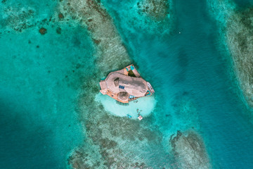 Fototapeta na wymiar Casa en el Agua, house on water in San Bernardo Islands, on Colombia's Caribbean Coast