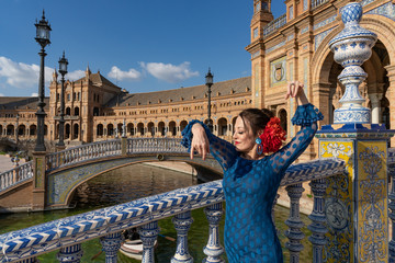 Mujer bailando flamenco en Sevilla Andalucía España © Juan Pedro Peña