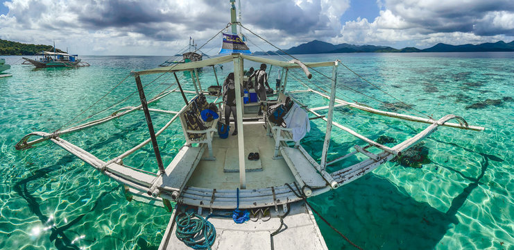 Paraw boat in Coron island in Palawan, Philippines