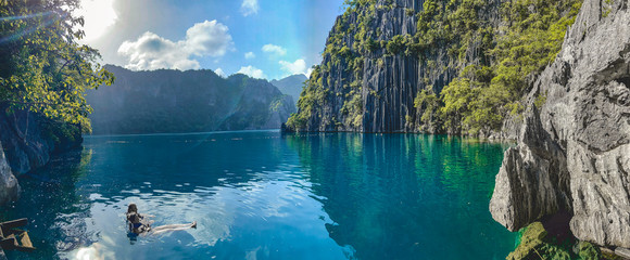 Fototapeta Barracuda lake in Coron, Palawan, Philippines obraz