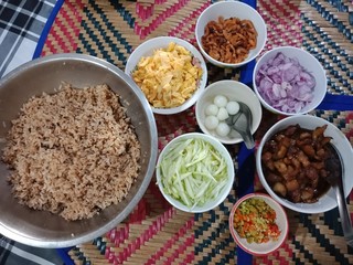 This is ingredients of Thai tradition food. It's call Kao klook kapi